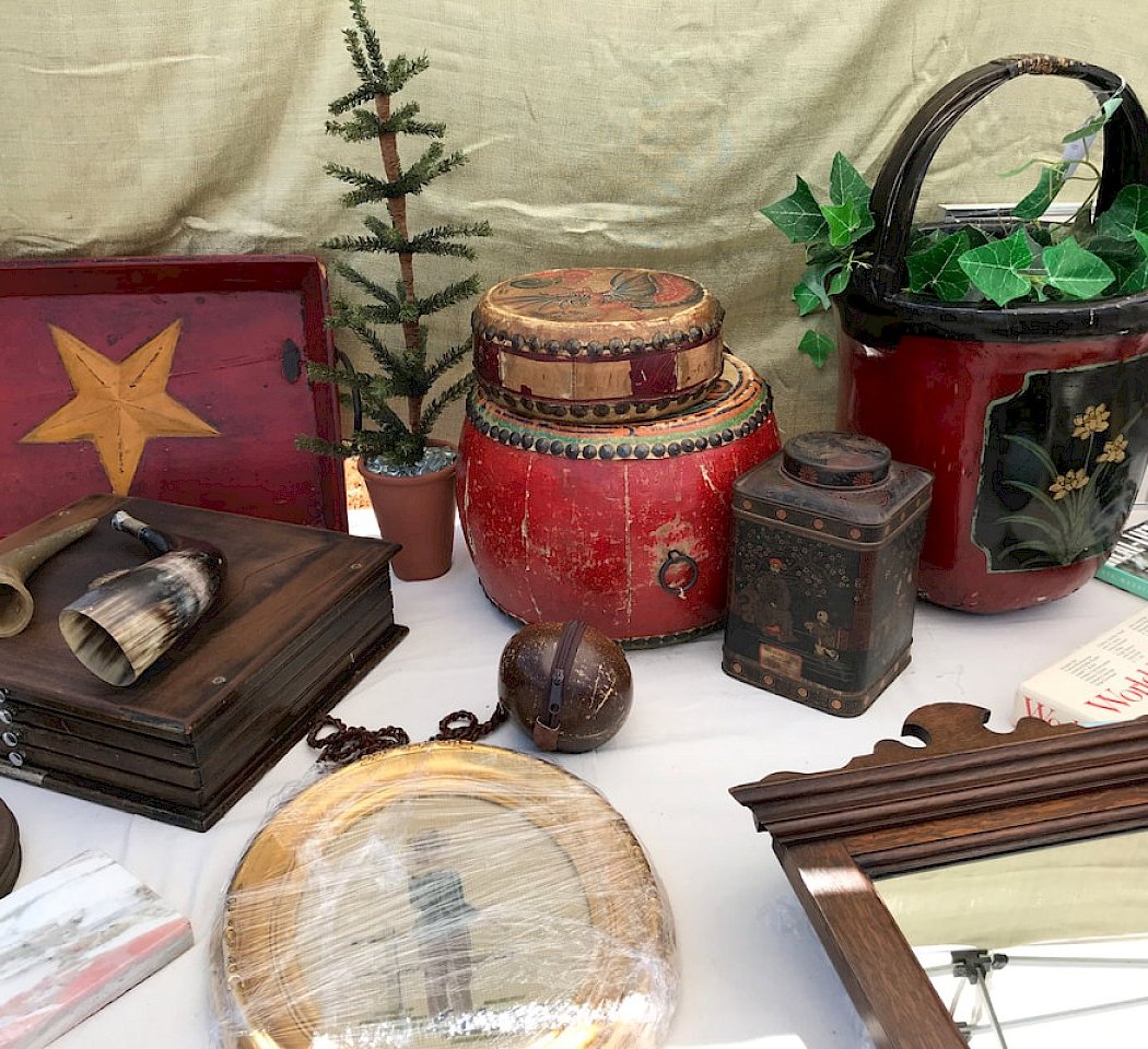 Outdoor French Antique Market 1
