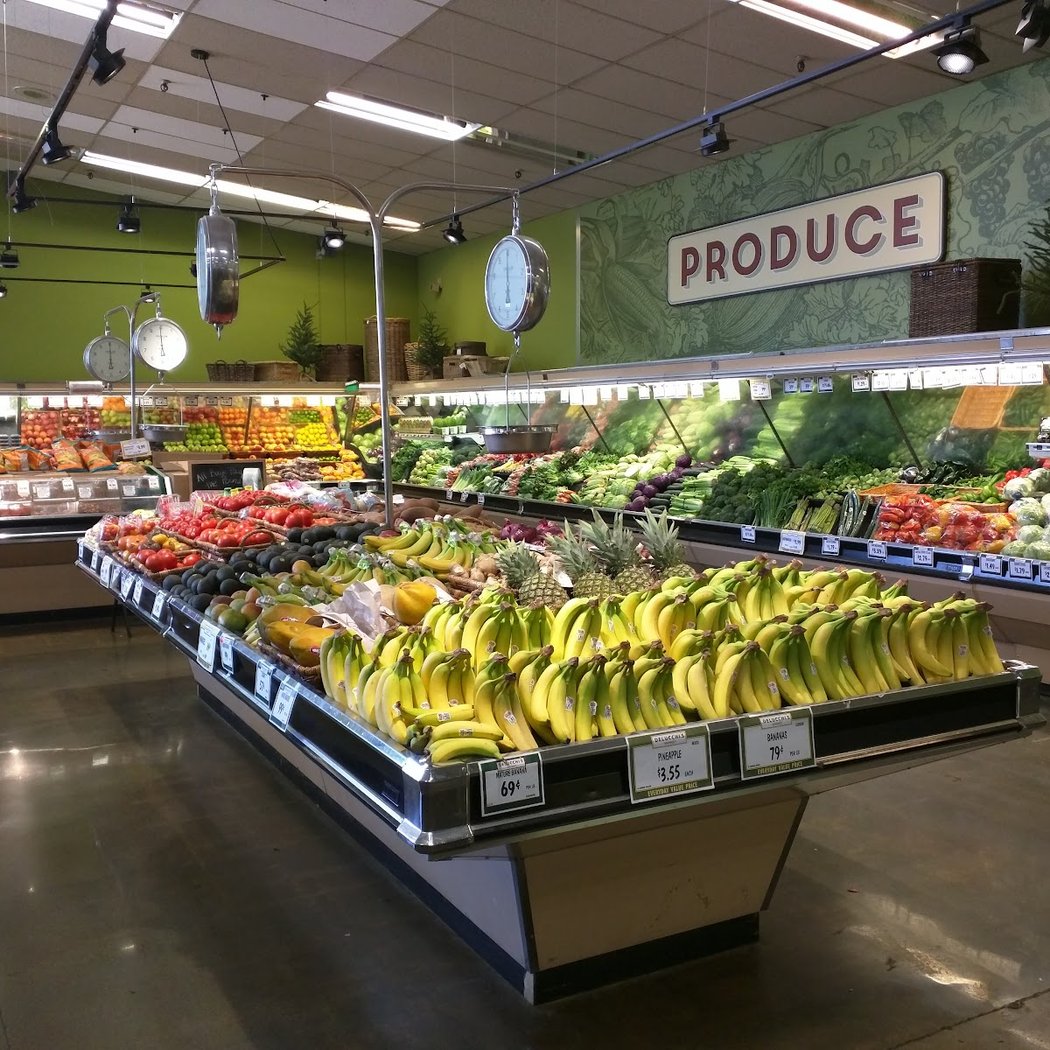 Delucchi's Market 1