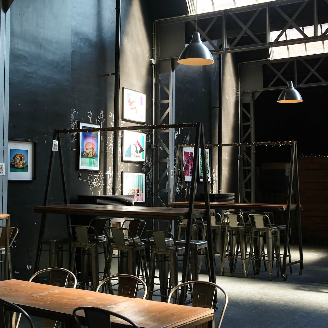 DISTRIKT BEER & BURGER 2