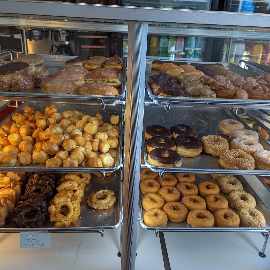 Lee's Donuts 2