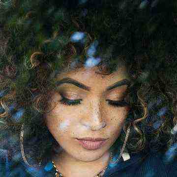 Kandace Springs Sings Billie Holiday With Orchestra 1