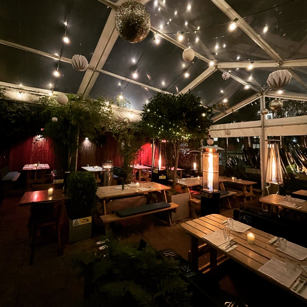 The Red Lion & Sun 1