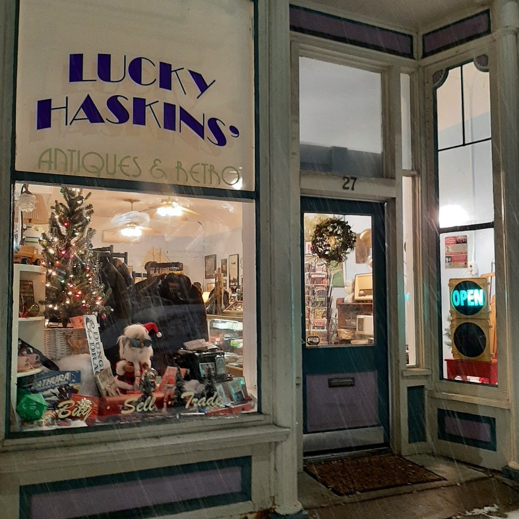 Lucky Haskins Antiques and Retro 3