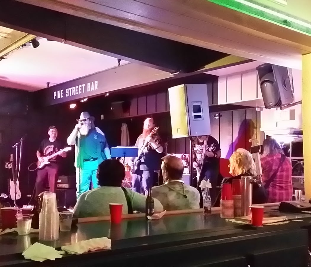 Pine Street Bar 2