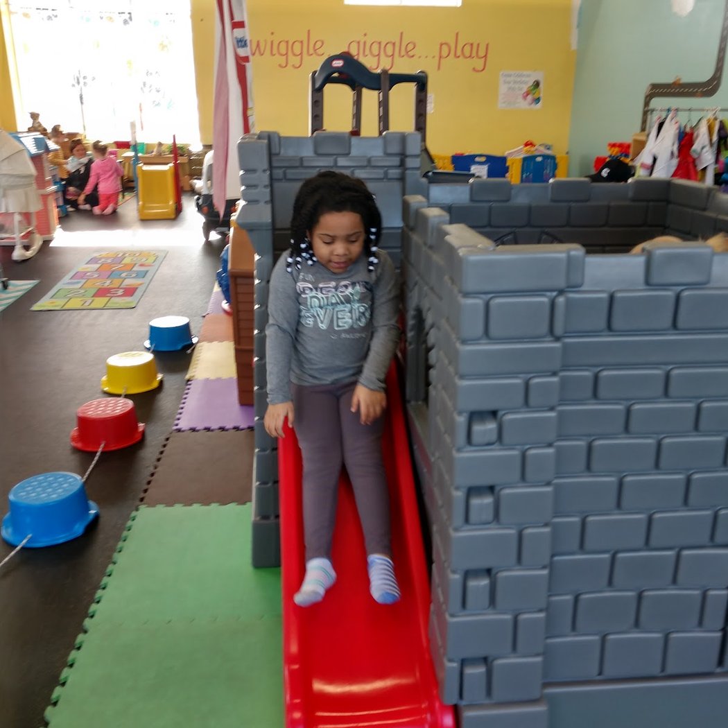 Wiggle Worms Playland 1