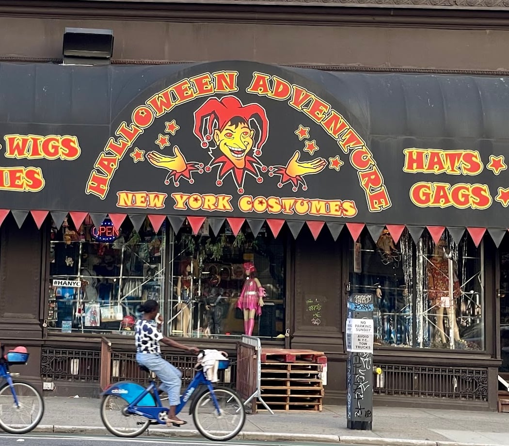 Halloween Adventure Shop 2