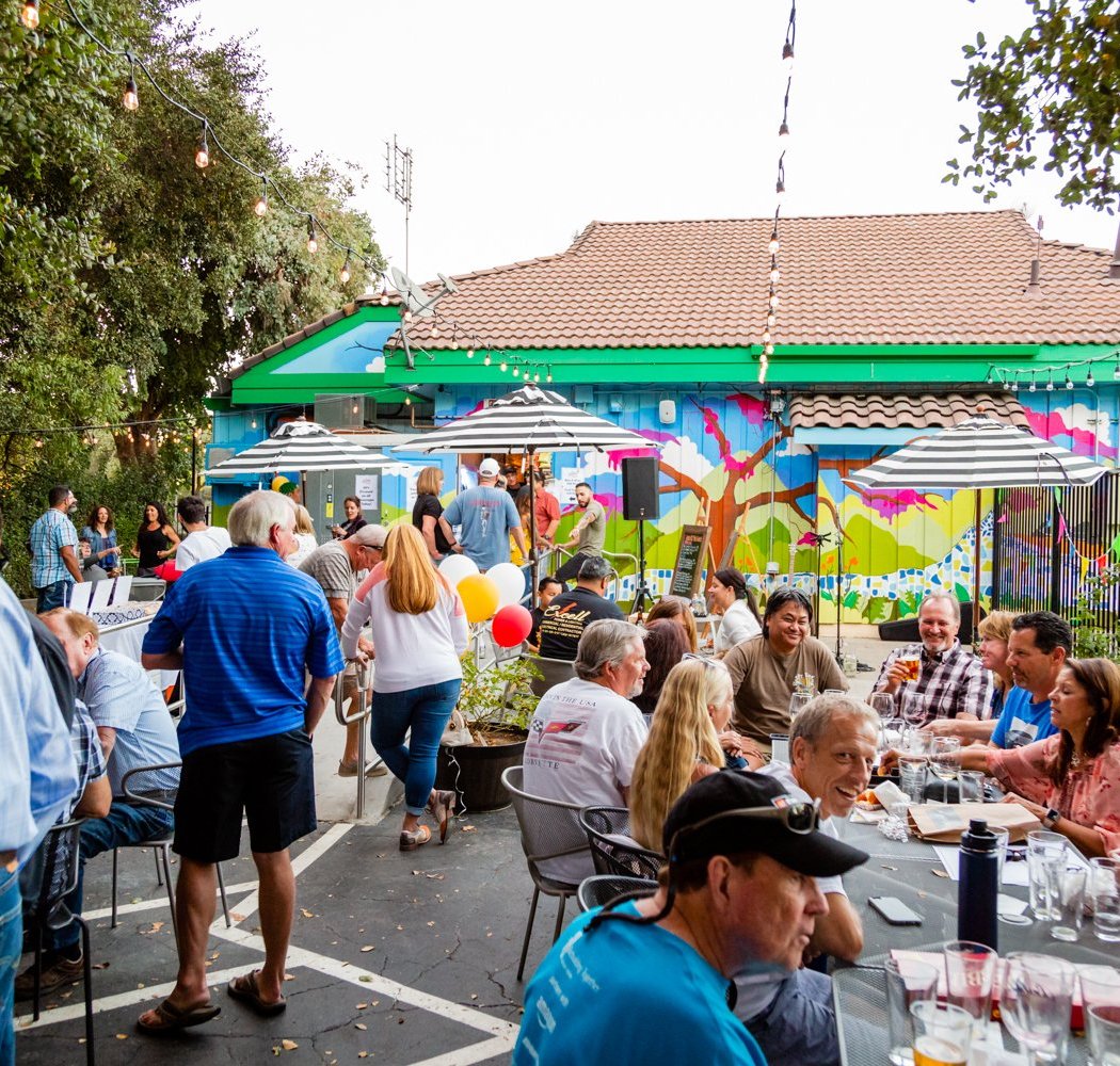 Live Music at Bubbles & Brew 2