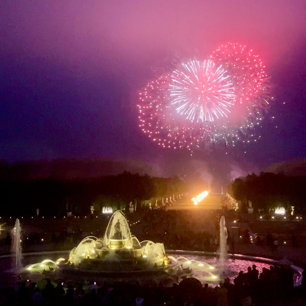 Les Grandes Eaux Nocturnes 2