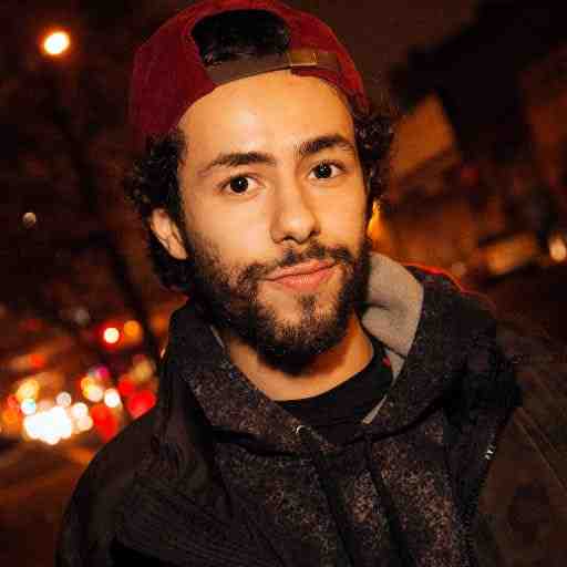 Ramy Youssef: Love Beam 7000 2