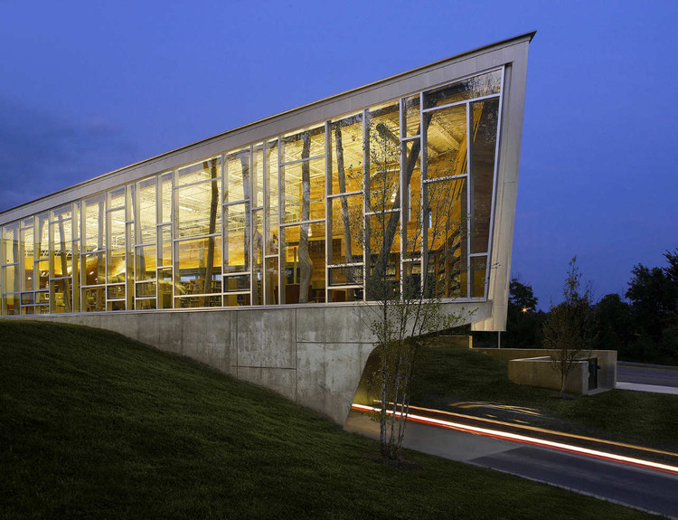 Ann Arbor District Library: Downtown 1