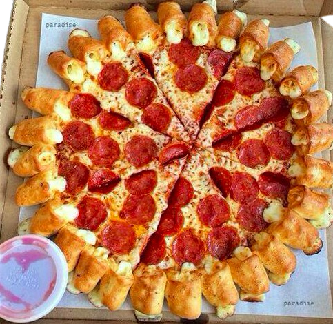 Moy's Pizzeria 2