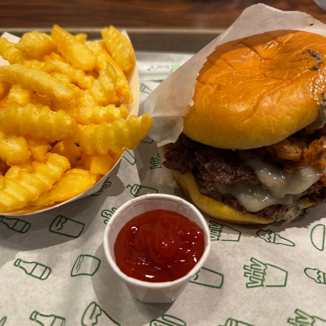 Shake Shack Hudson Yards 1
