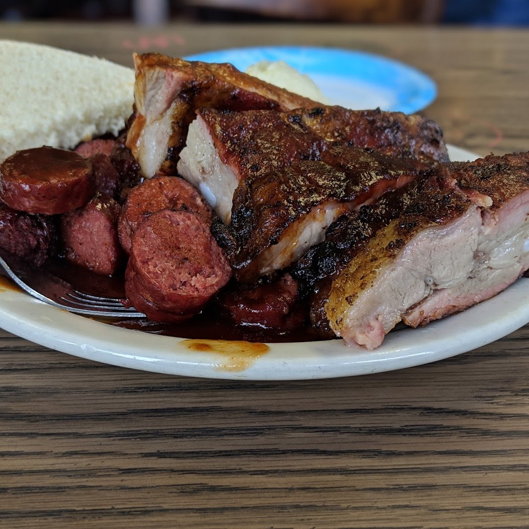 Carmen & Family Bar-B-Q 3