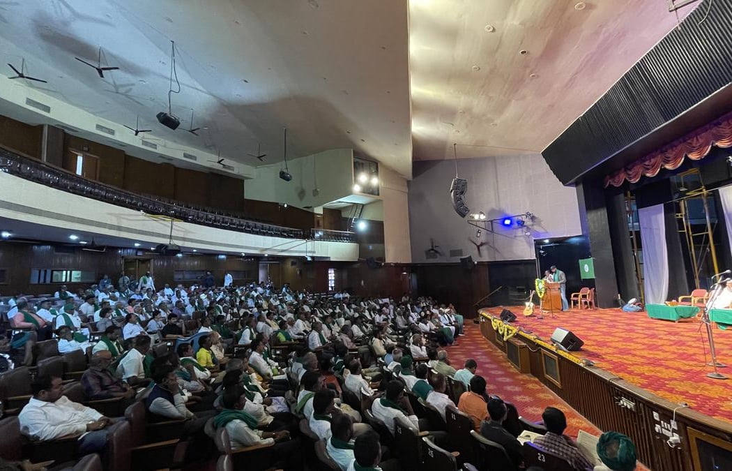 Ravindra Kalakshetra Rd 1