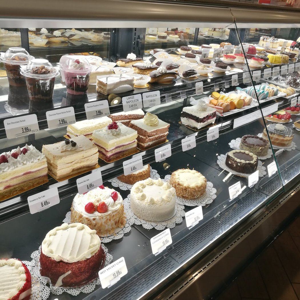 Cupcake Decorating Class at Fresh 1