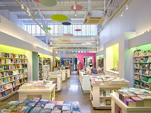Posman Books 1