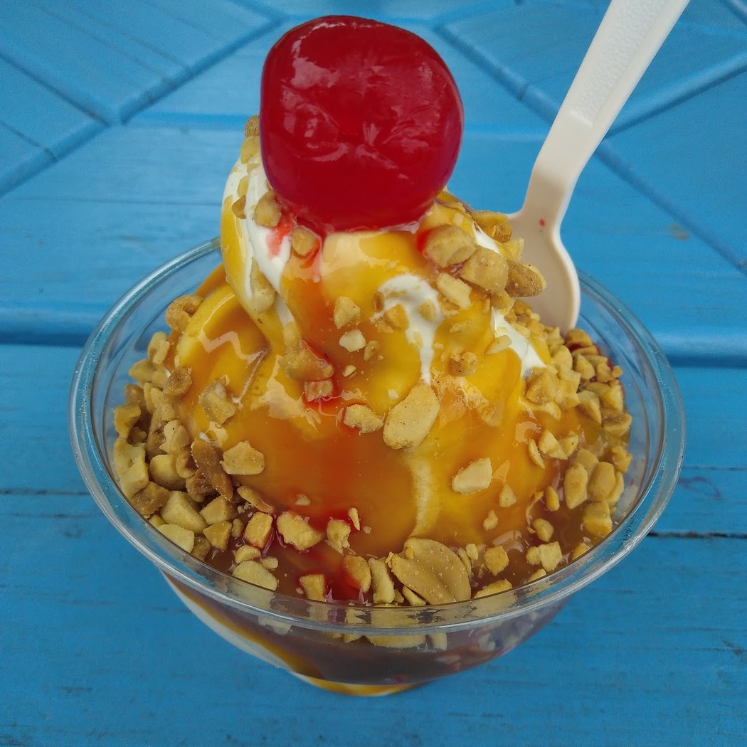 Benny's Ice Cream 1