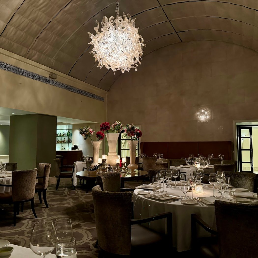 A Michelin Star Master – Chef Loic from Louise Hongkong 3