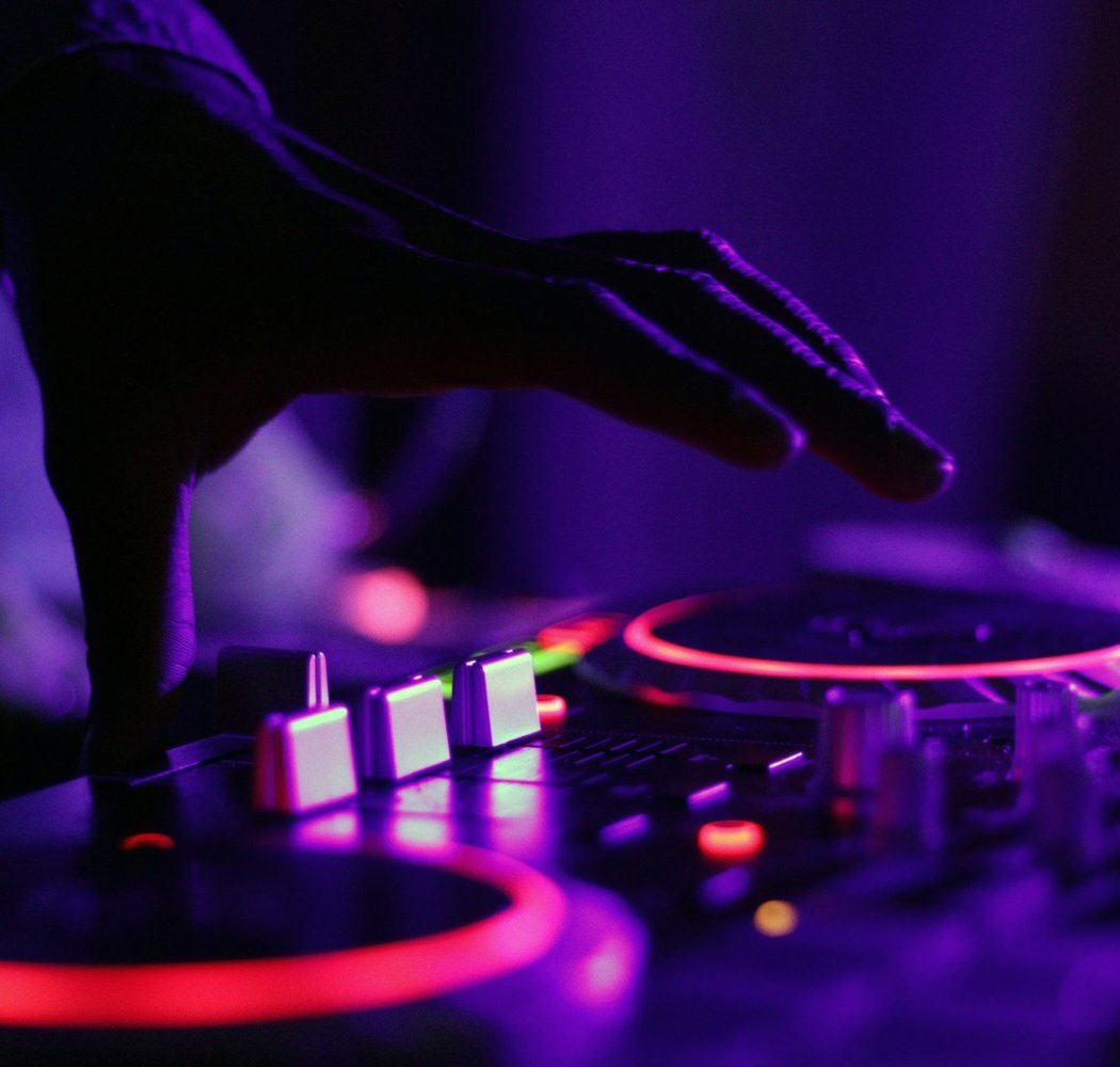 Karaoke and DJ 1