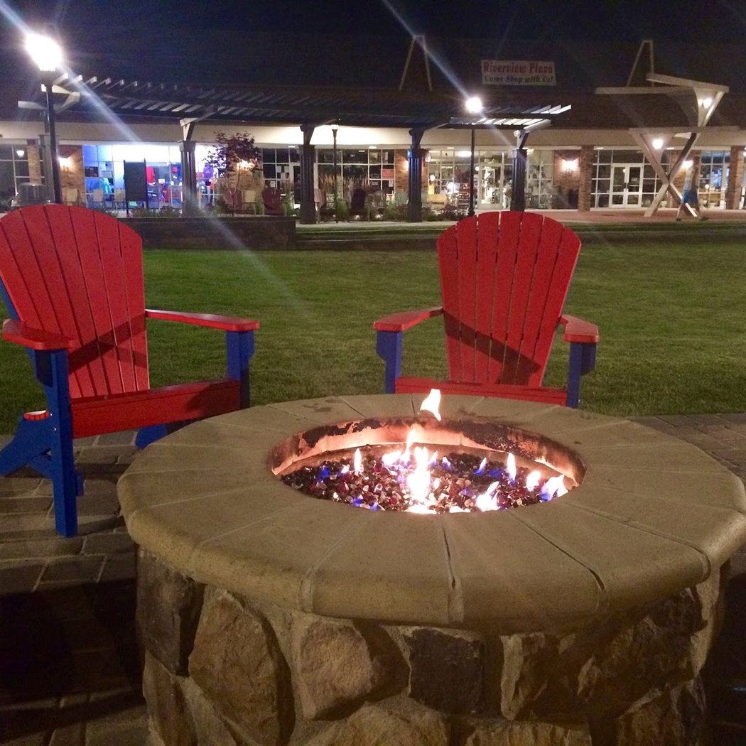 Riverview Plaza 1