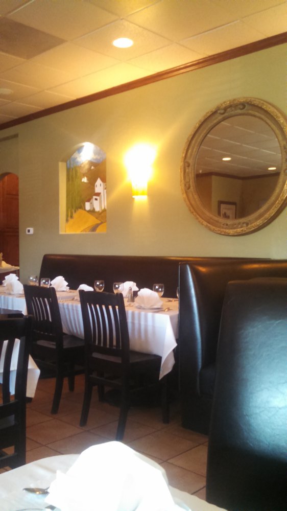 Michael's Ristorante Italiano 3