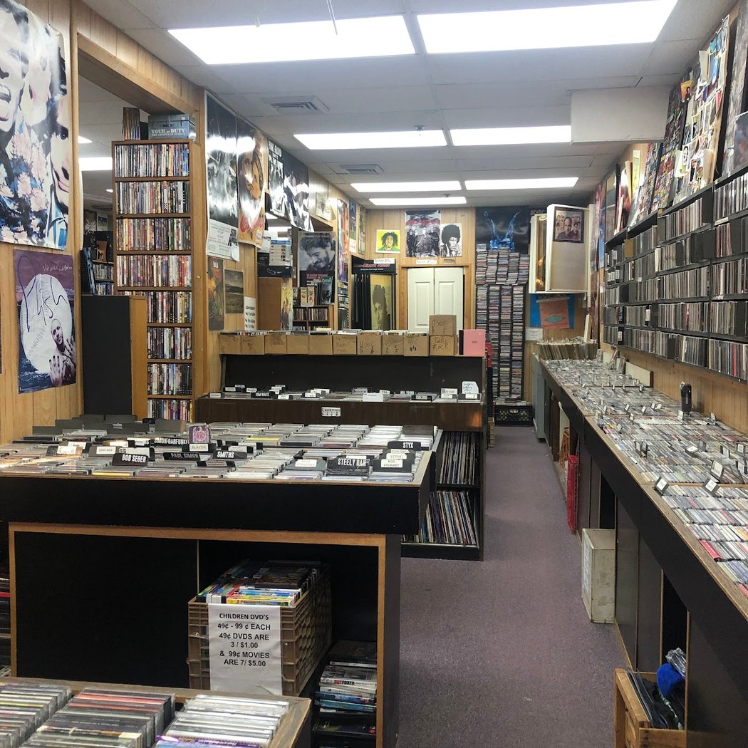 Mr Cheapo CDs & Records 3