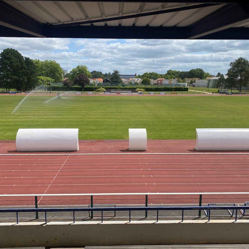 Stade Léo Lagrange 2