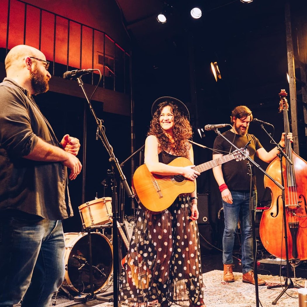 Live Music and Entertainment 1