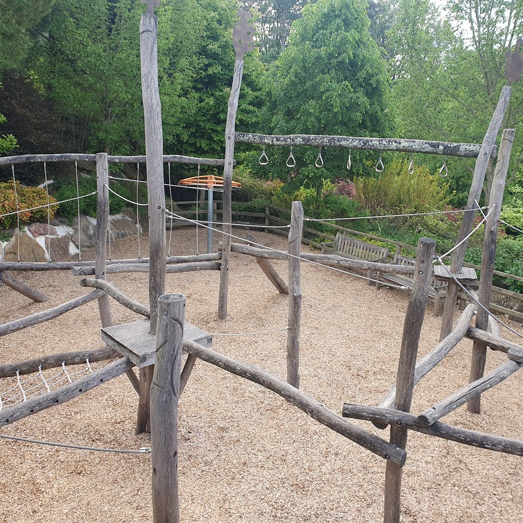 Aire de jeux • 4-8 ans 3
