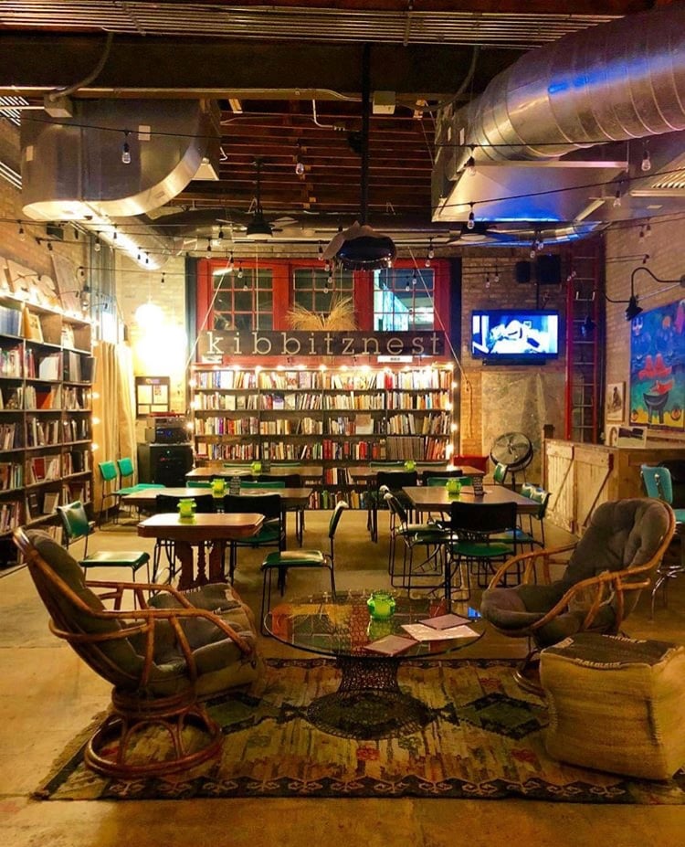 kibbitznest books, brews & blarney 1