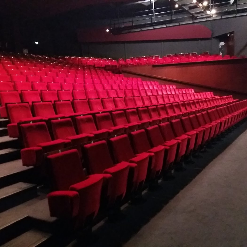 Maison des Arts du Léman 1