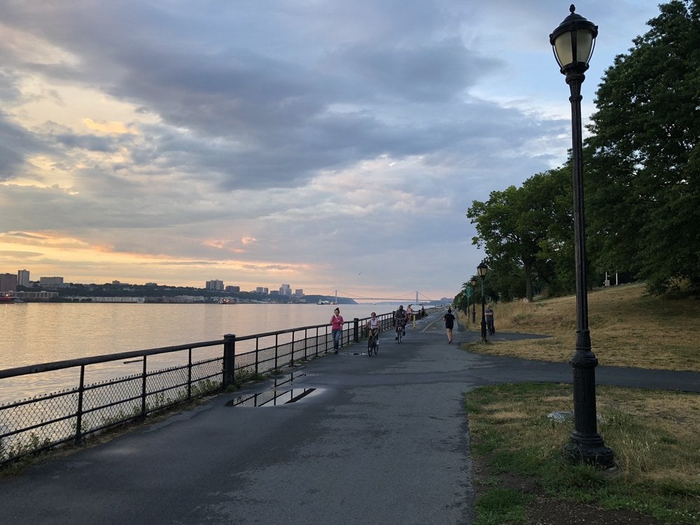 Holiday on the Hudson 3