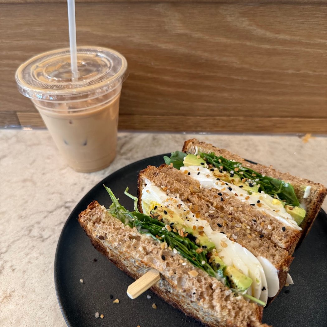 Le Cafe Coffee 1