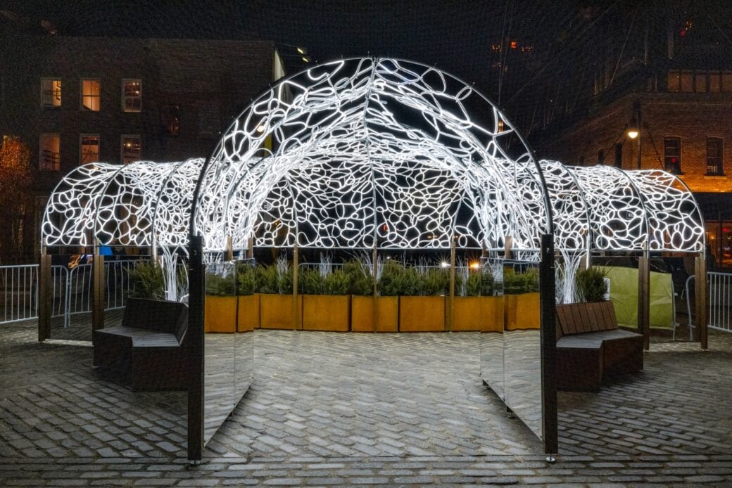 Lights on the Cobbles 1