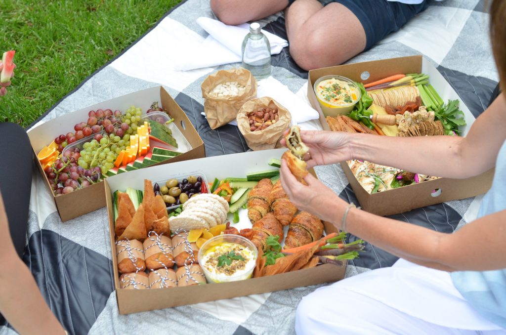 The 4th of July Supper Club: Basket & Blanket Edition 1