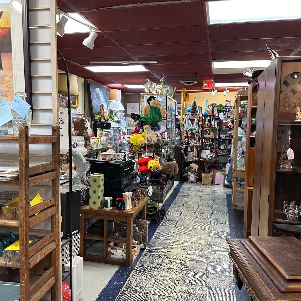 Cambridge Antique Market 2