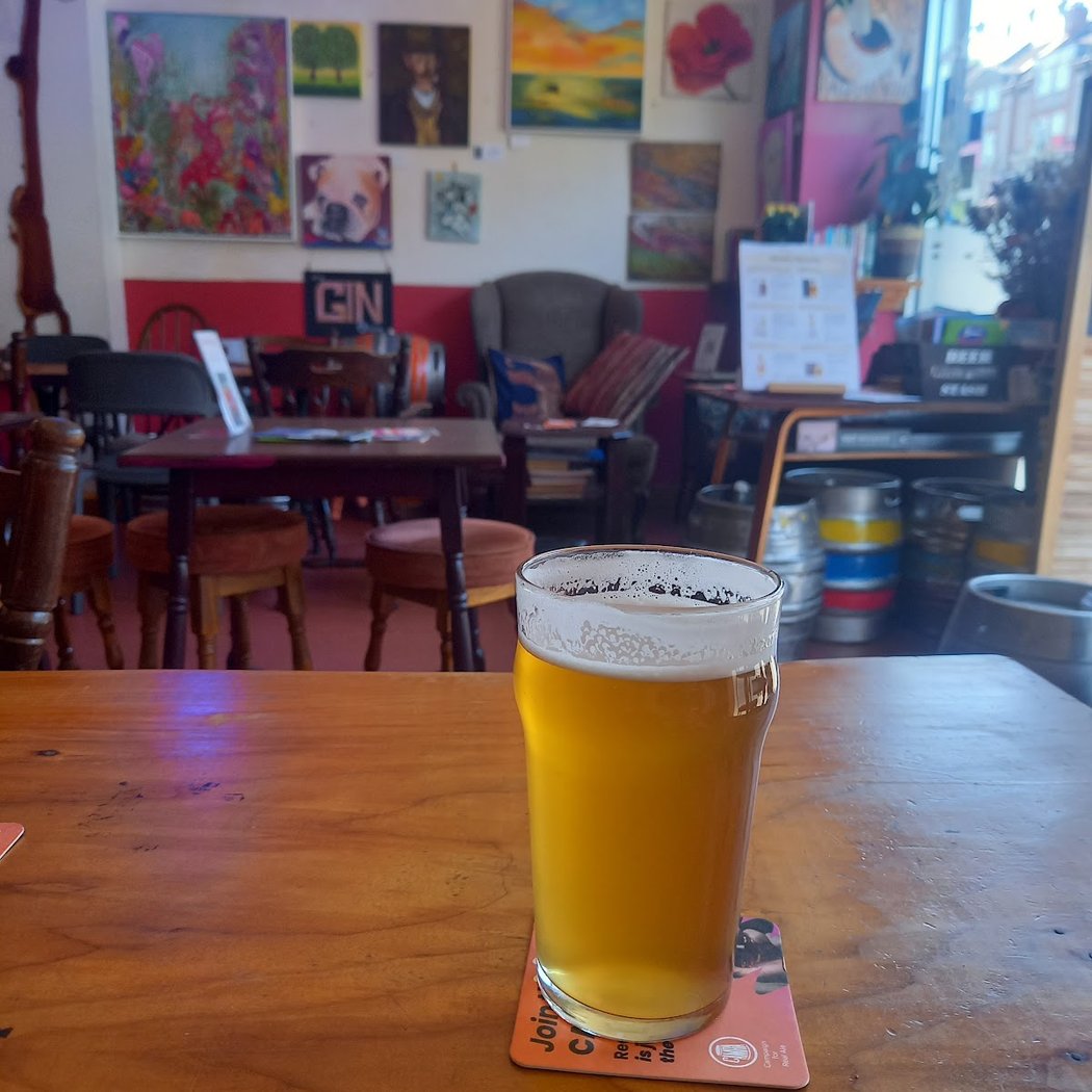 The Golden Ark Micropub 3