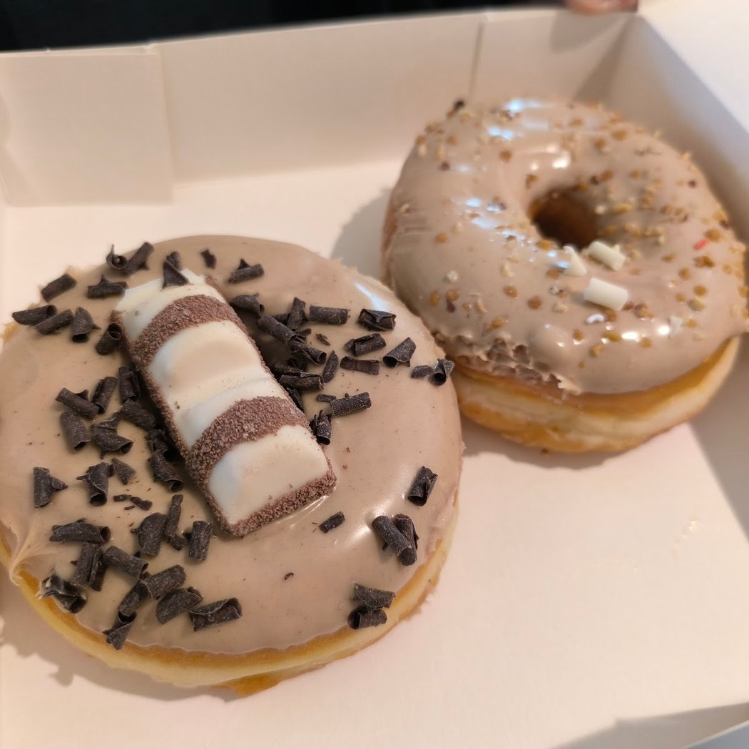C'est Mon Donuts 3