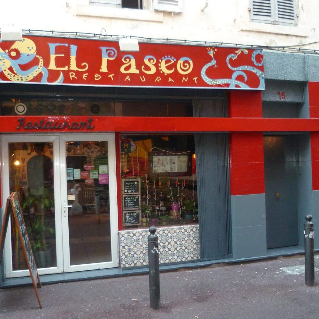 El Paseo 2