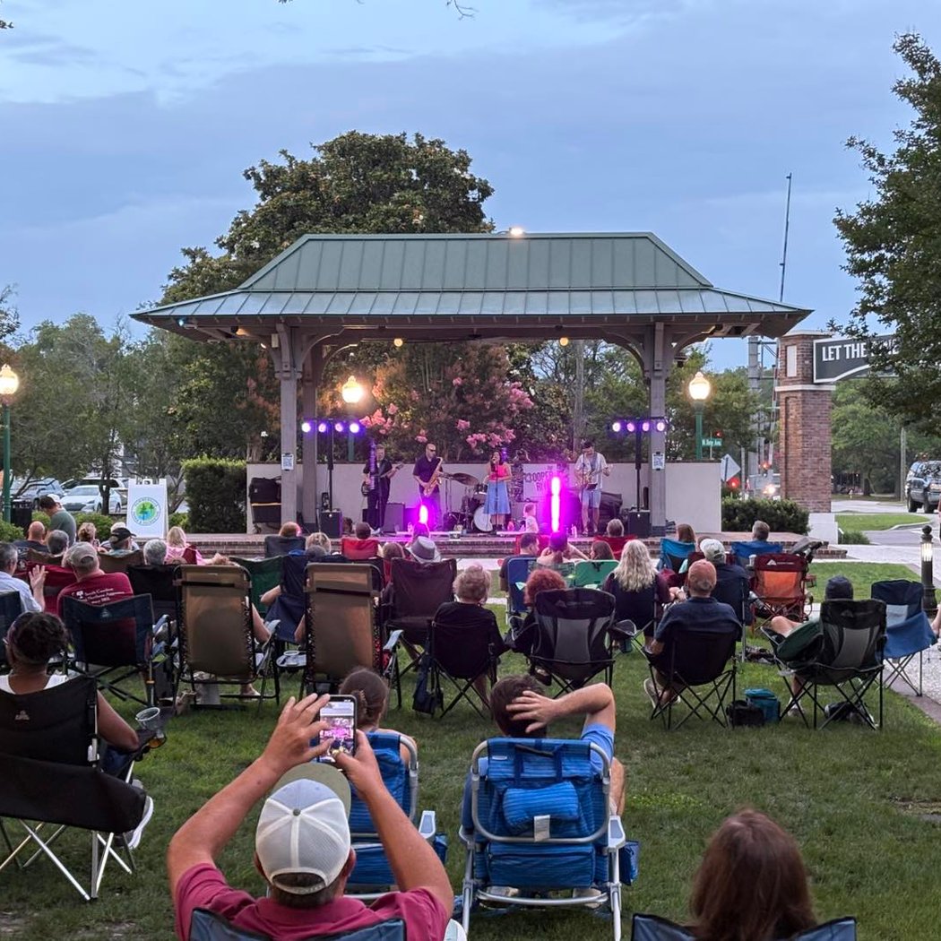 Sounds on the Square 1