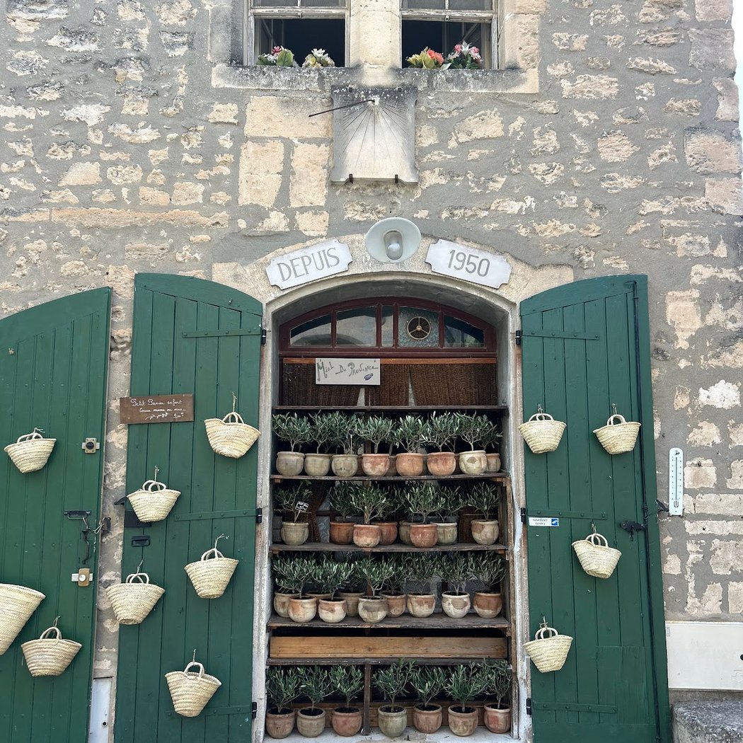 Sun-E-Bike - Magasin de vélo dans les Alpilles (Location - Vente - Réparation) 2