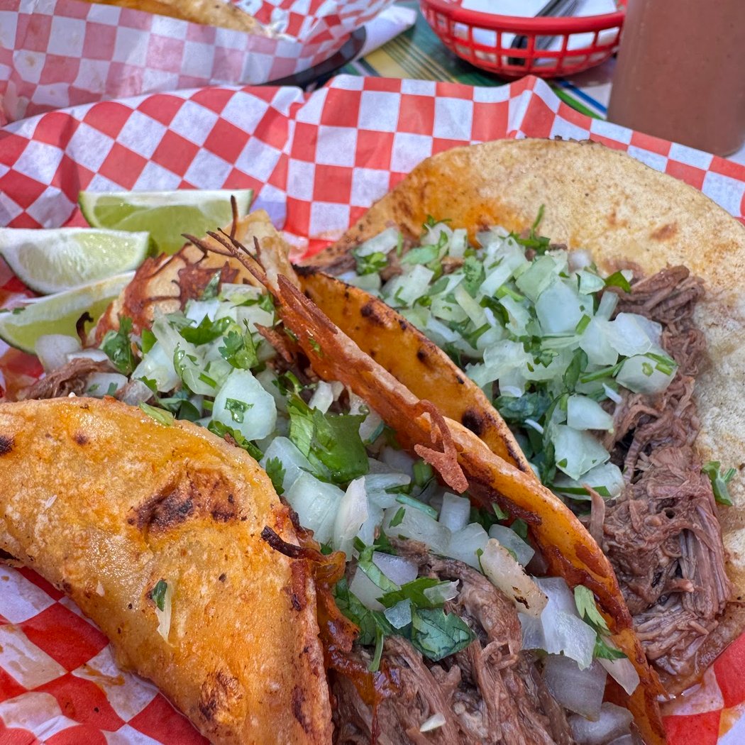 Roxy’s Tacos 1