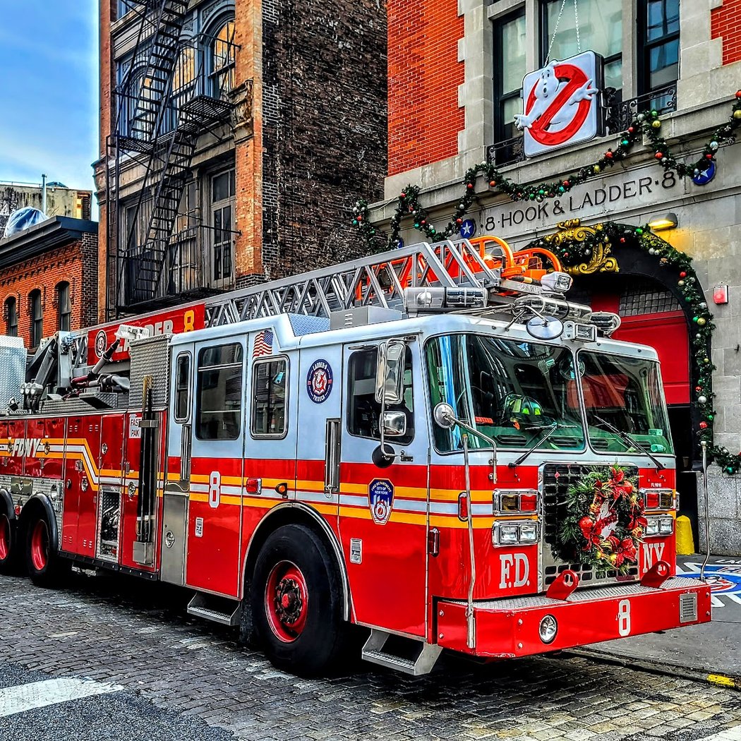FDNY Ladder 8 1