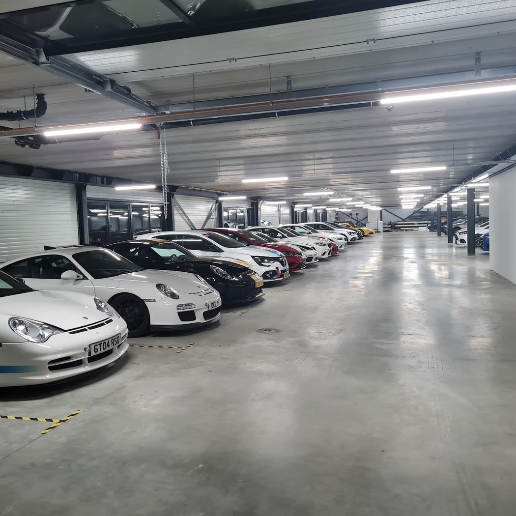 RSRSpa - Trackdays, Car Rental & Driving Academy 3
