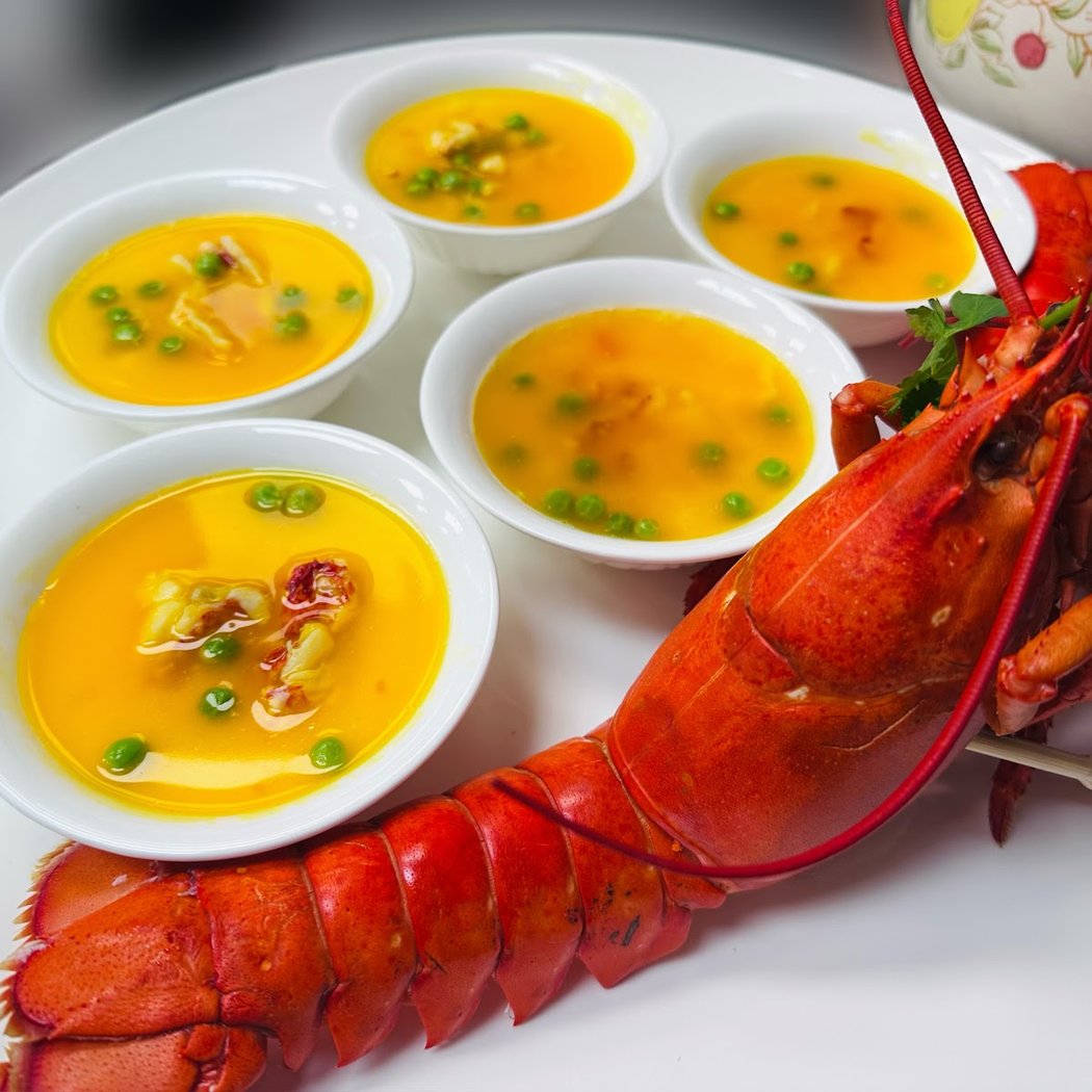 Shibaiwei Seafood Restaurant 食百味海鲜楼 1