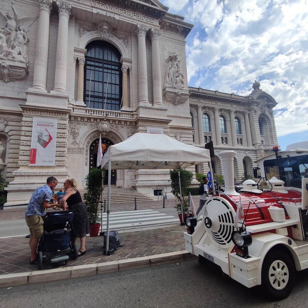 Les petits trains touristiques Monaco Tours 2