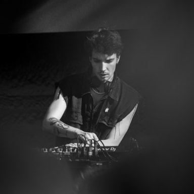 MIND : NTBR, BITSCHU BATSCHU, OLLIE LISHMAN, AVENIR B2B LUX 2