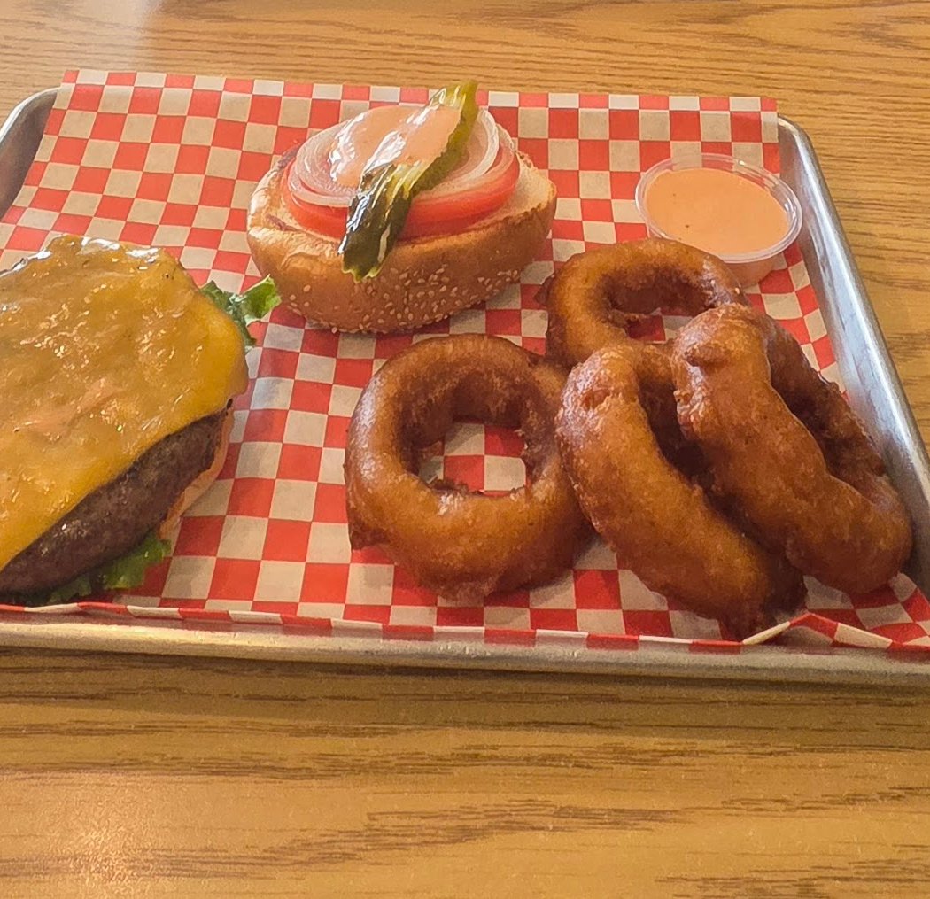 Papa Mak's Burgers 3
