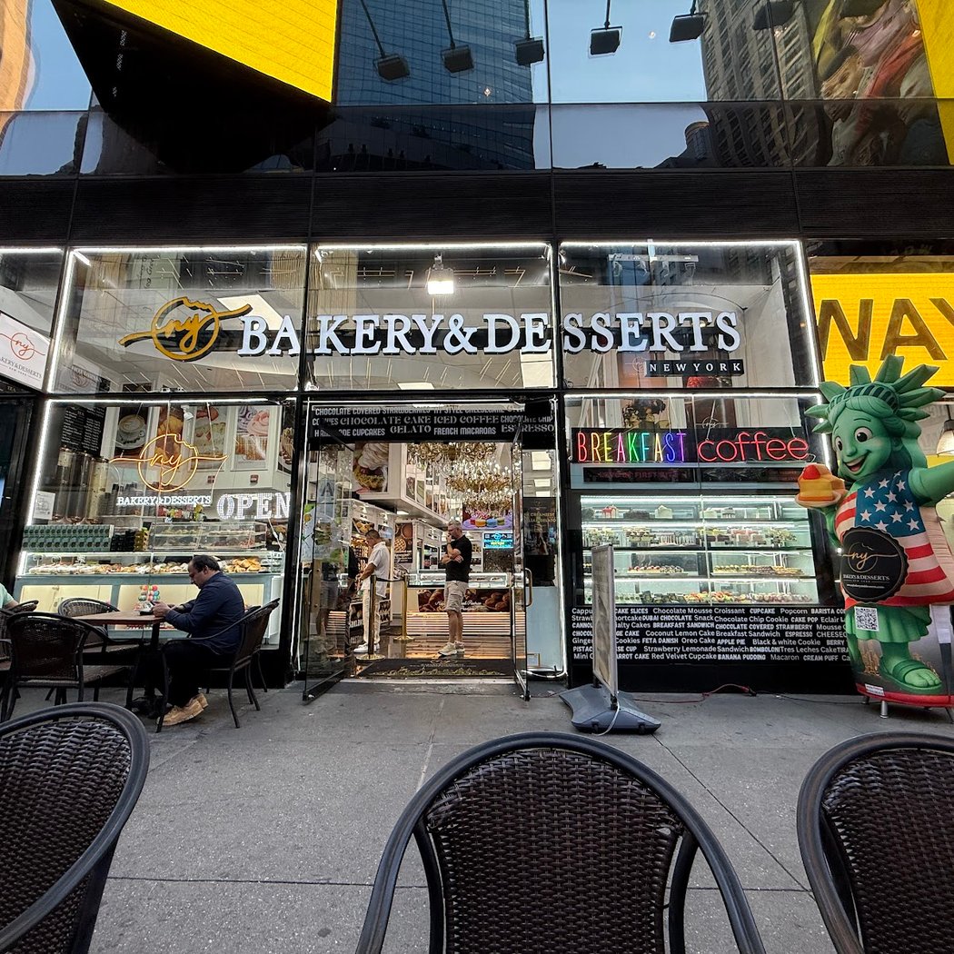 NY Bakery and Desserts Times Square 3