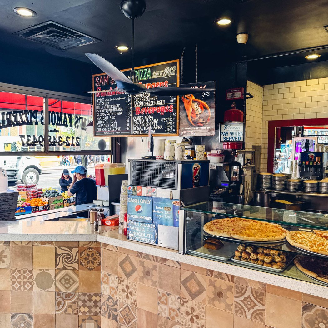 Famous Pizza 3